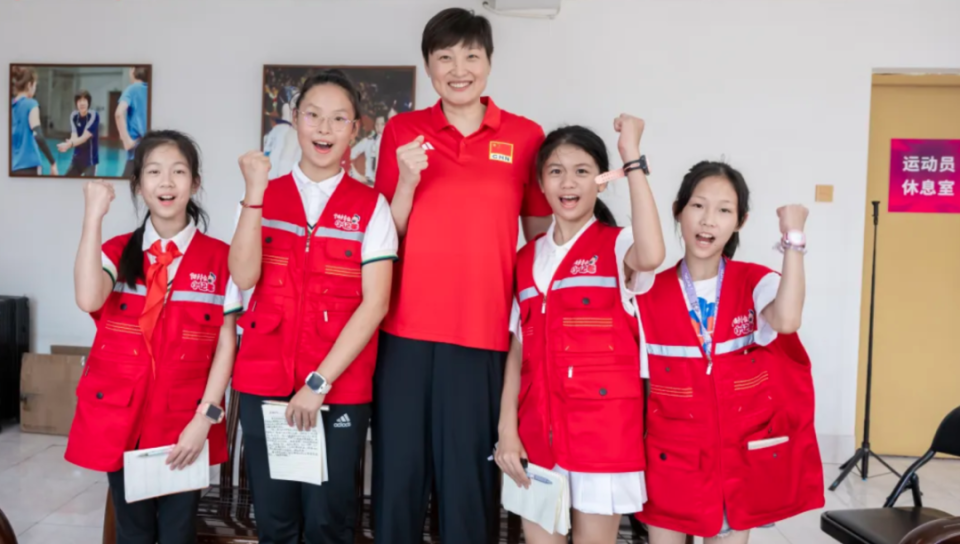 穿红色国家 穿红色国家