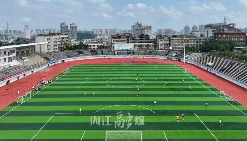 随着裁判员 随着裁判员