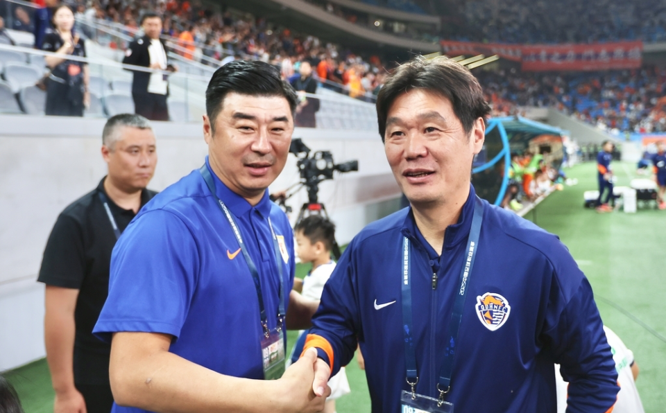 dingy, ed, 队小循环积 dingy, ed, 队小循环积