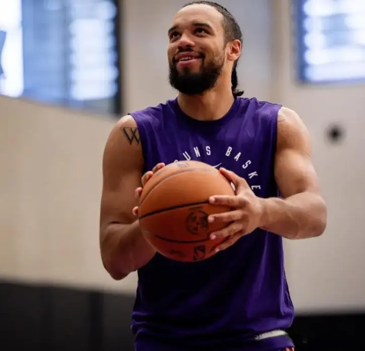 硬朗, 格林以及多